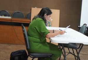 Corretores de imóveis inscritos no curso de avaliação imobiliária realizam prova final, sexta-feira (06)