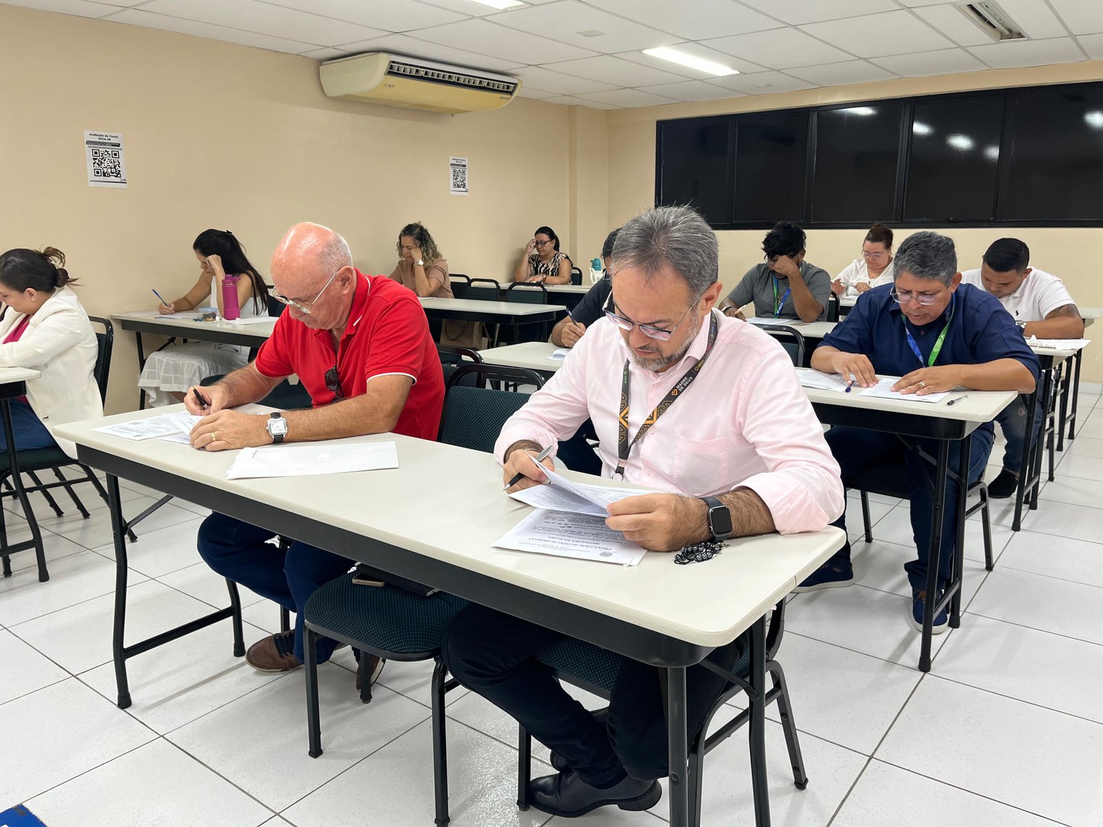CRECI-CE realiza prova final do curso de avaliação de imóveis disponibilizado pelo Programa de Educação Continuada para Corretores de Imóveis - PROECCI